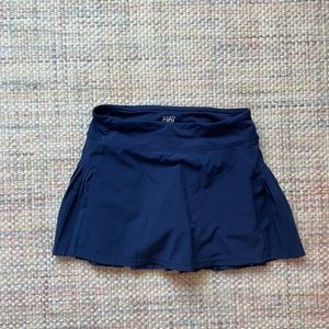 girls navy pleated Athleta Girl tennis skirt size : L/12